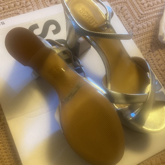 Schutz silver platform sandals 9.5 - Picture 3 of 7